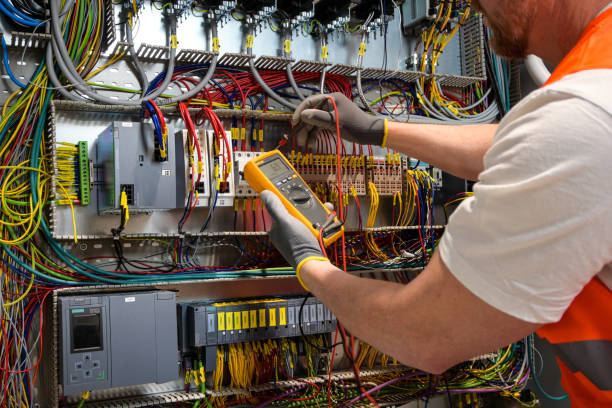 Best Local Electrician Companies  in Su Oswego, NY